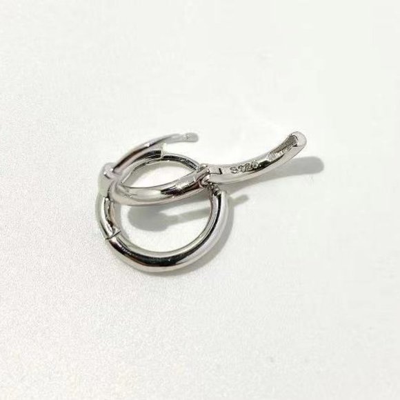 18k Gold Plated Sterling silver hoop Earrings - Picture 8 of 8